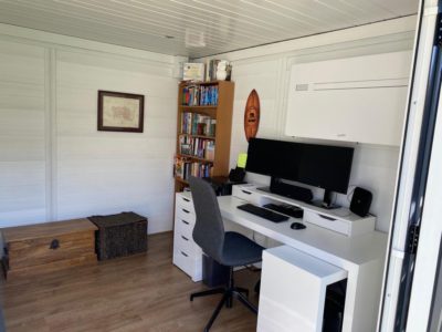 2 Garden Room In Derby